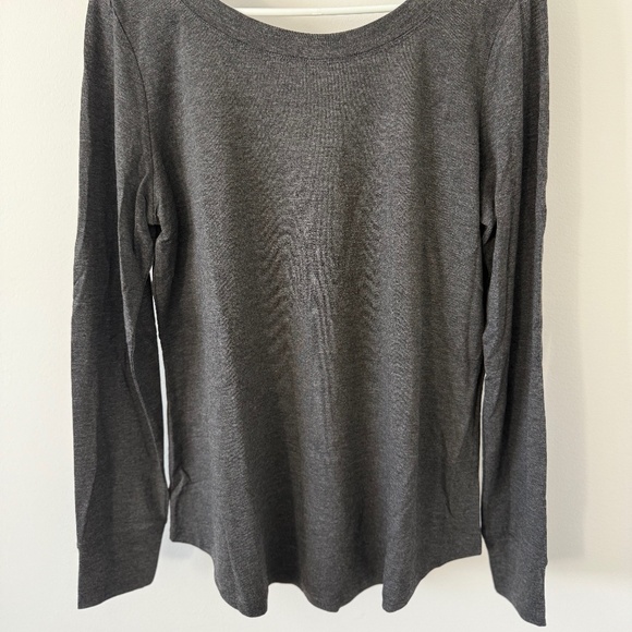 Cabi Crossback Sweatshirt #4007 - Picture 5 of 5